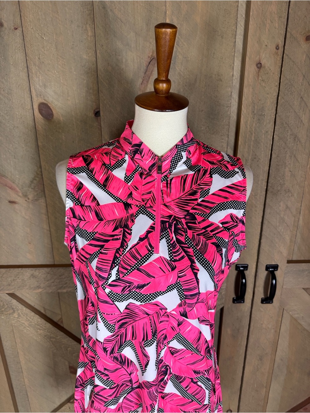 Tail Activewear sleeveless Larkin dress Sabel Sunset print Size Large - Picture 4 of 14